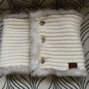 Cozy Reversible Faux Fur Knot Neck Warmer Snood CC NWOT